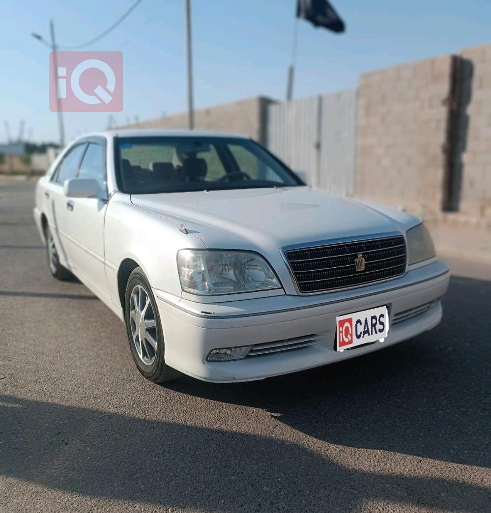 تويوتا كراون